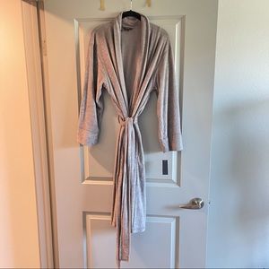 Natori Himalaya Brushed Terry Robe